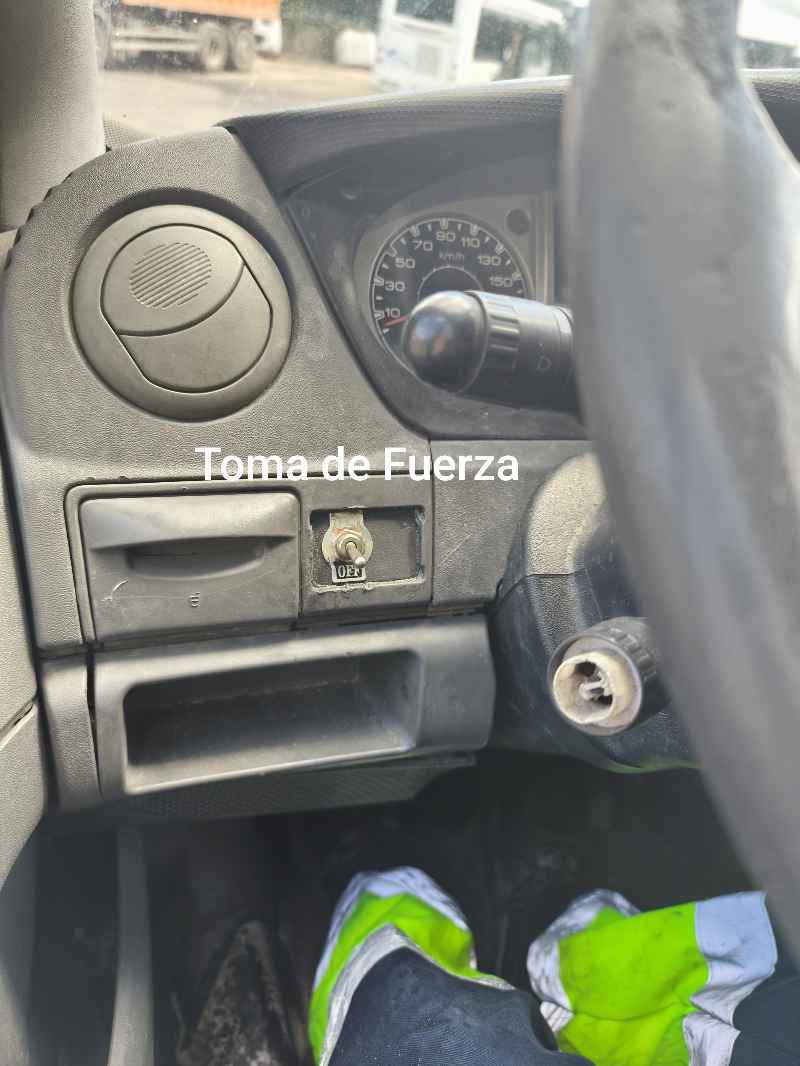 2408 GYZ — foto